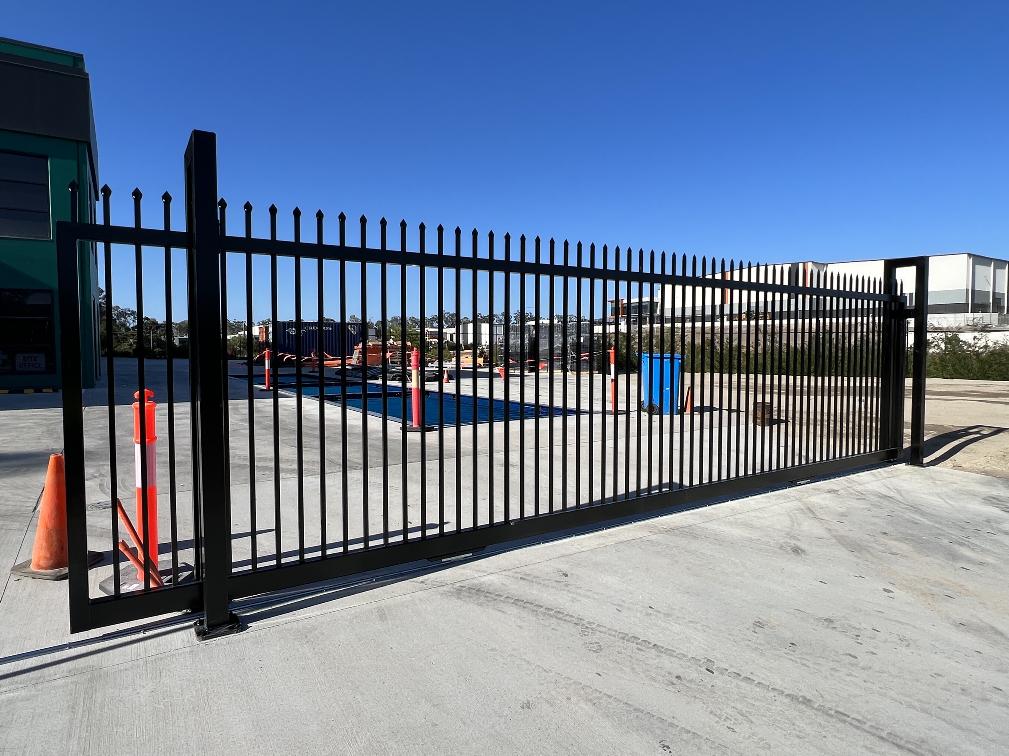 Swing gate installation